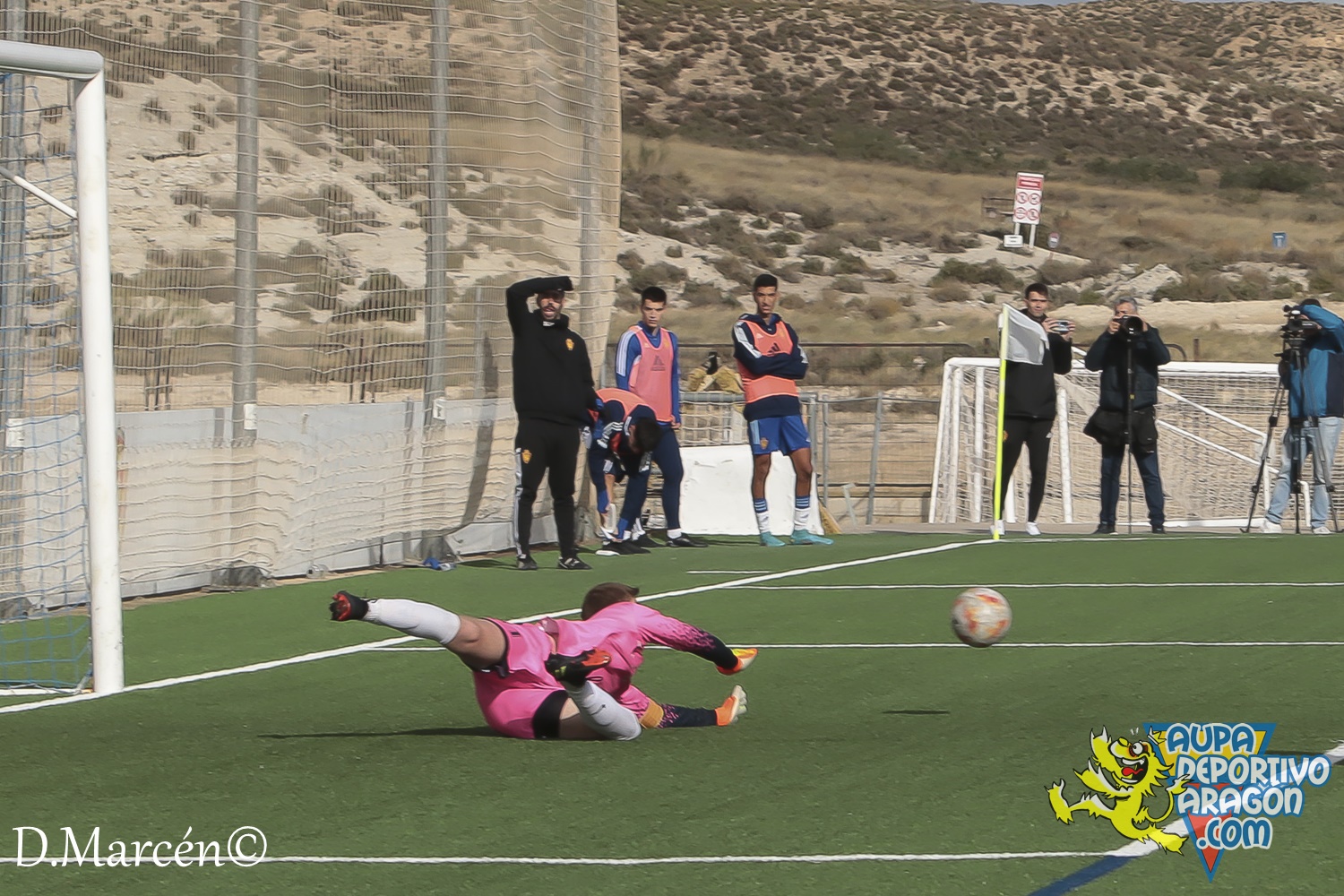 14 - 20-11-2022 - DHJ - R. Zaragoza 2-0 C.E. Constancia (143)