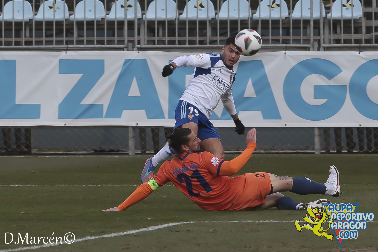 23 - 15-01-2023 - 2ªRFEF - D. Aragón 4-1 CF Badalona Futur (100)