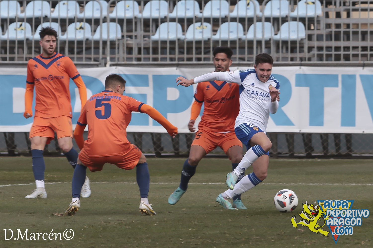 23 - 15-01-2023 - 2ªRFEF - D. Aragón 4-1 CF Badalona Futur (81)