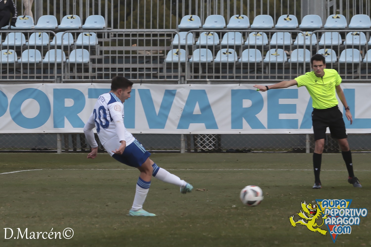 23 - 15-01-2023 - 2ªRFEF - D. Aragón 4-1 CF Badalona Futur (85)