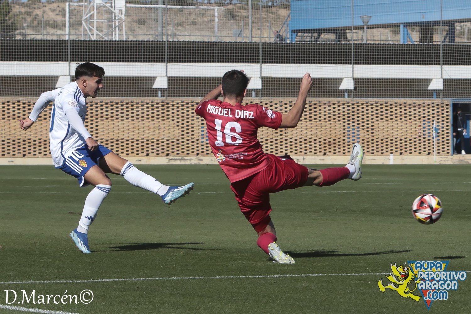 14 - 05-11-2023 - 2ªRFEF - D. Aragón 2-0 C.D. Valle de Egüés (44)