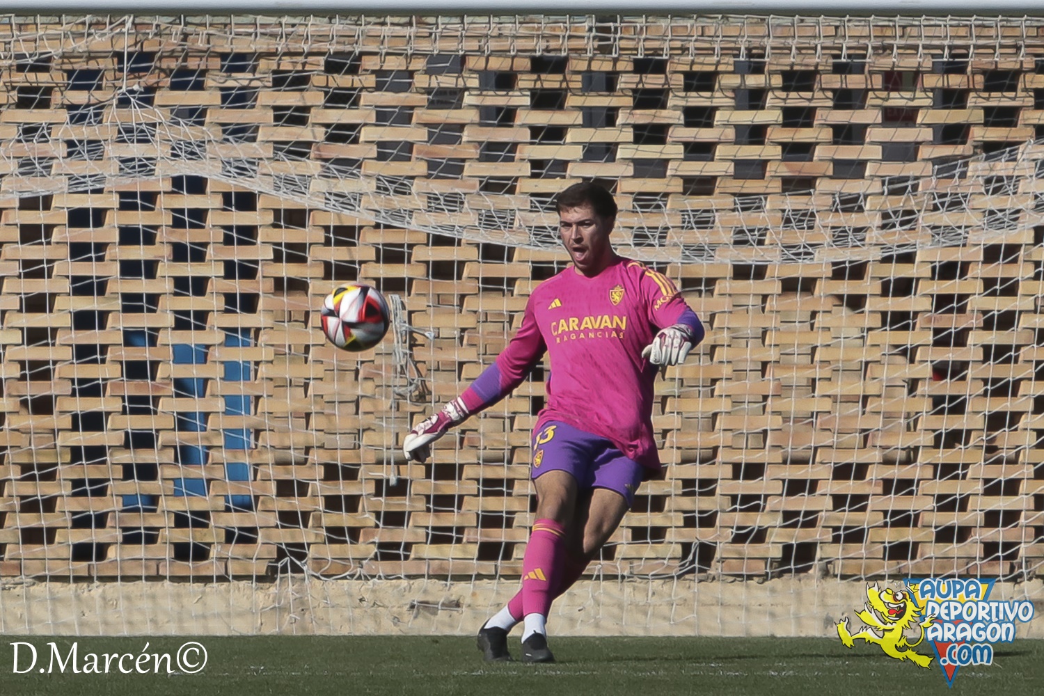 14 - 05-11-2023 - 2ªRFEF - D. Aragón 2-0 C.D. Valle de Egüés (94)
