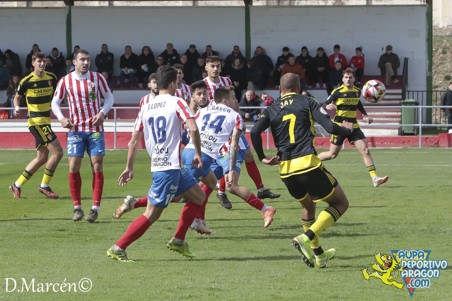 24 - 03-03-2024 - 2ªRFEF - U.D. Barbastro 1-1 D. Aragón (16)