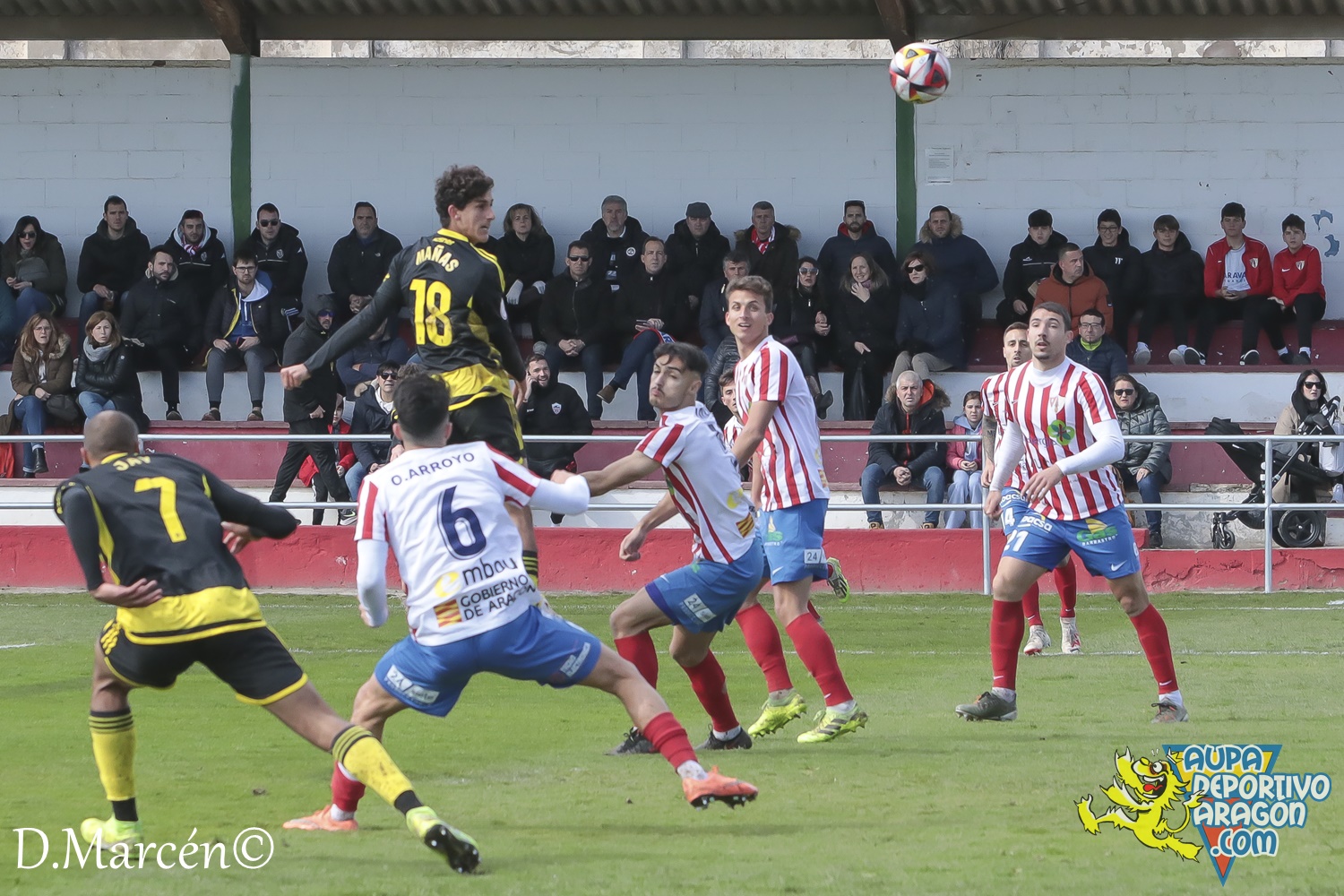 24 - 03-03-2024 - 2ªRFEF - U.D. Barbastro 1-1 D. Aragón (22)