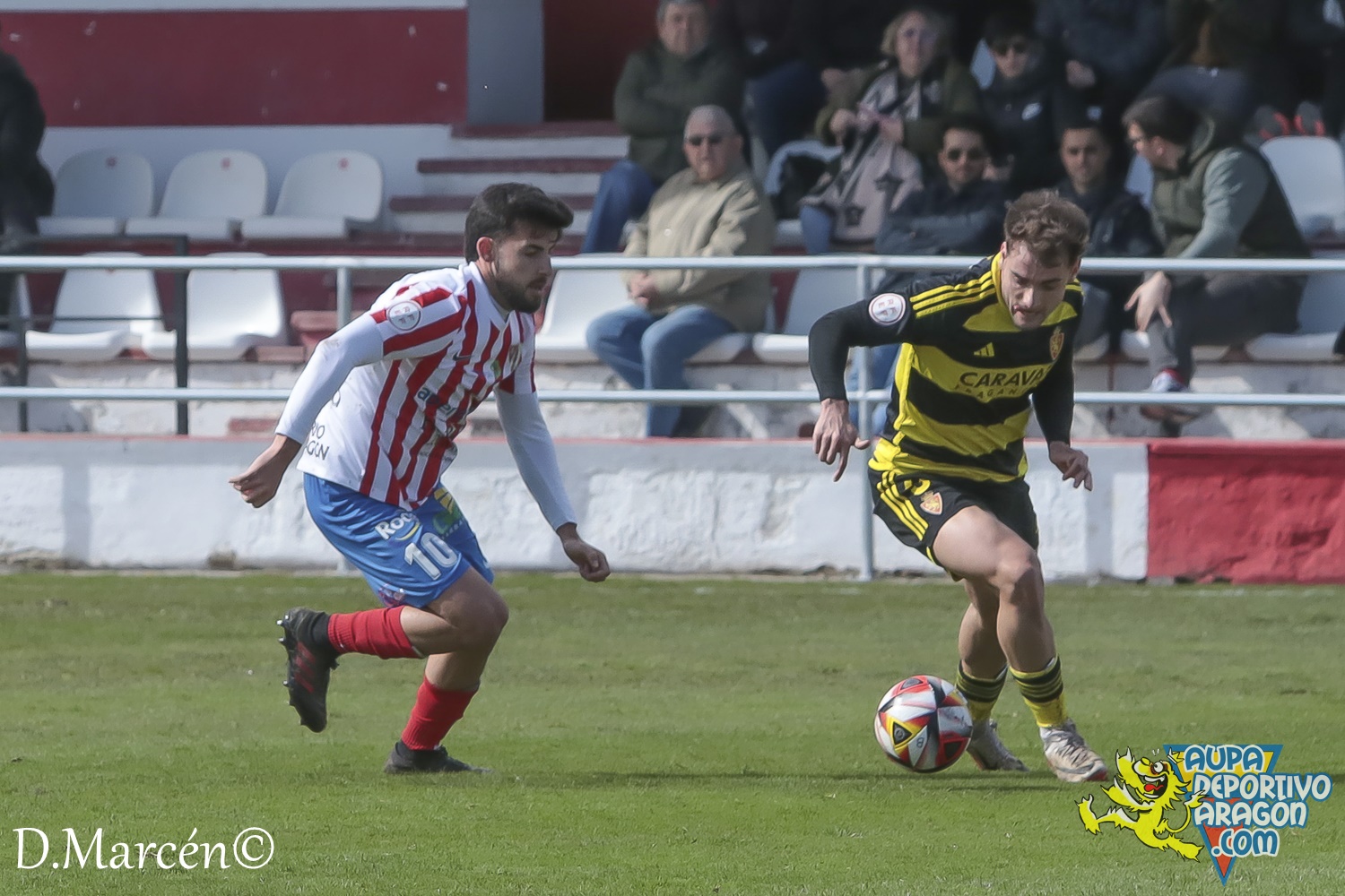 24 - 03-03-2024 - 2ªRFEF - U.D. Barbastro 1-1 D. Aragón (26)