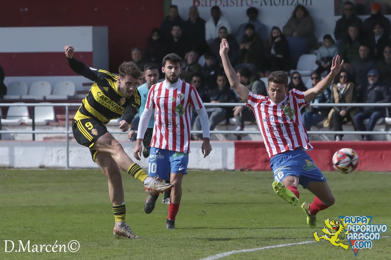 24 - 03-03-2024 - 2ªRFEF - U.D. Barbastro 1-1 D. Aragón (28)