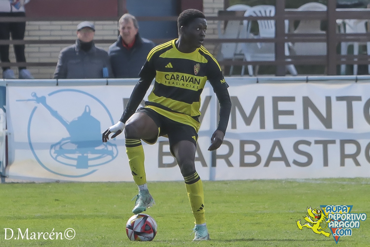 24 - 03-03-2024 - 2ªRFEF - U.D. Barbastro 1-1 D. Aragón (33)