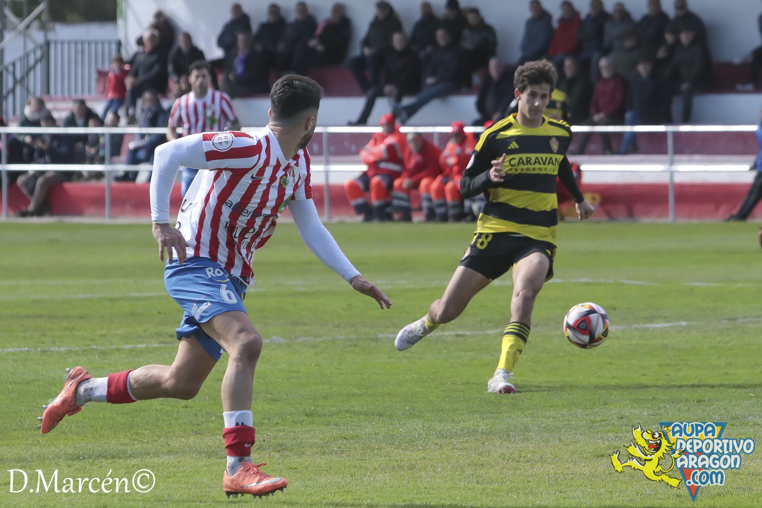 24 - 03-03-2024 - 2ªRFEF - U.D. Barbastro 1-1 D. Aragón (37)