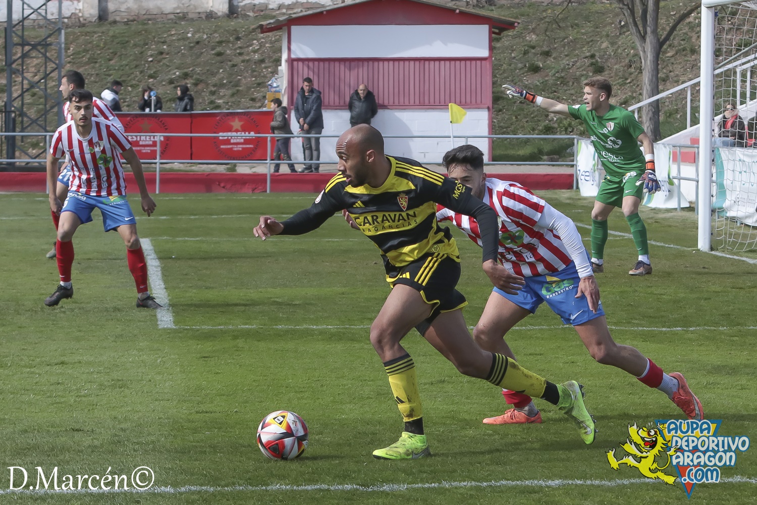 24 - 03-03-2024 - 2ªRFEF - U.D. Barbastro 1-1 D. Aragón (39)