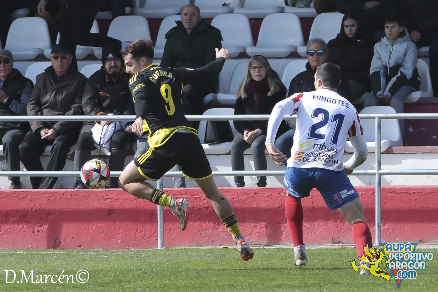 24 - 03-03-2024 - 2ªRFEF - U.D. Barbastro 1-1 D. Aragón (49)