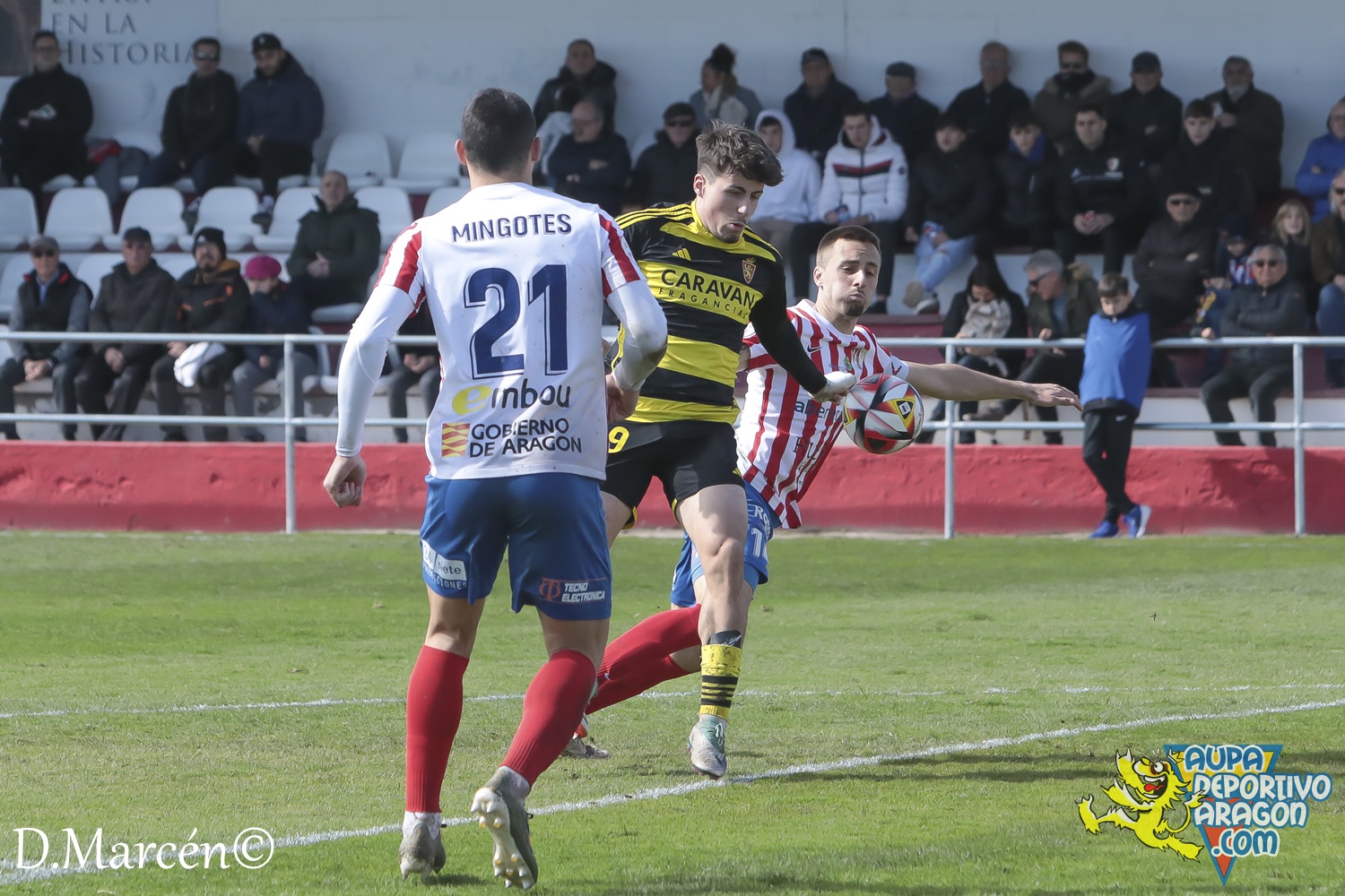 24 - 03-03-2024 - 2ªRFEF - U.D. Barbastro 1-1 D. Aragón (56)