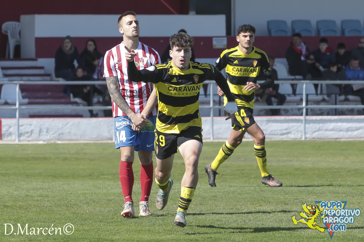 24 - 03-03-2024 - 2ªRFEF - U.D. Barbastro 1-1 D. Aragón (71)