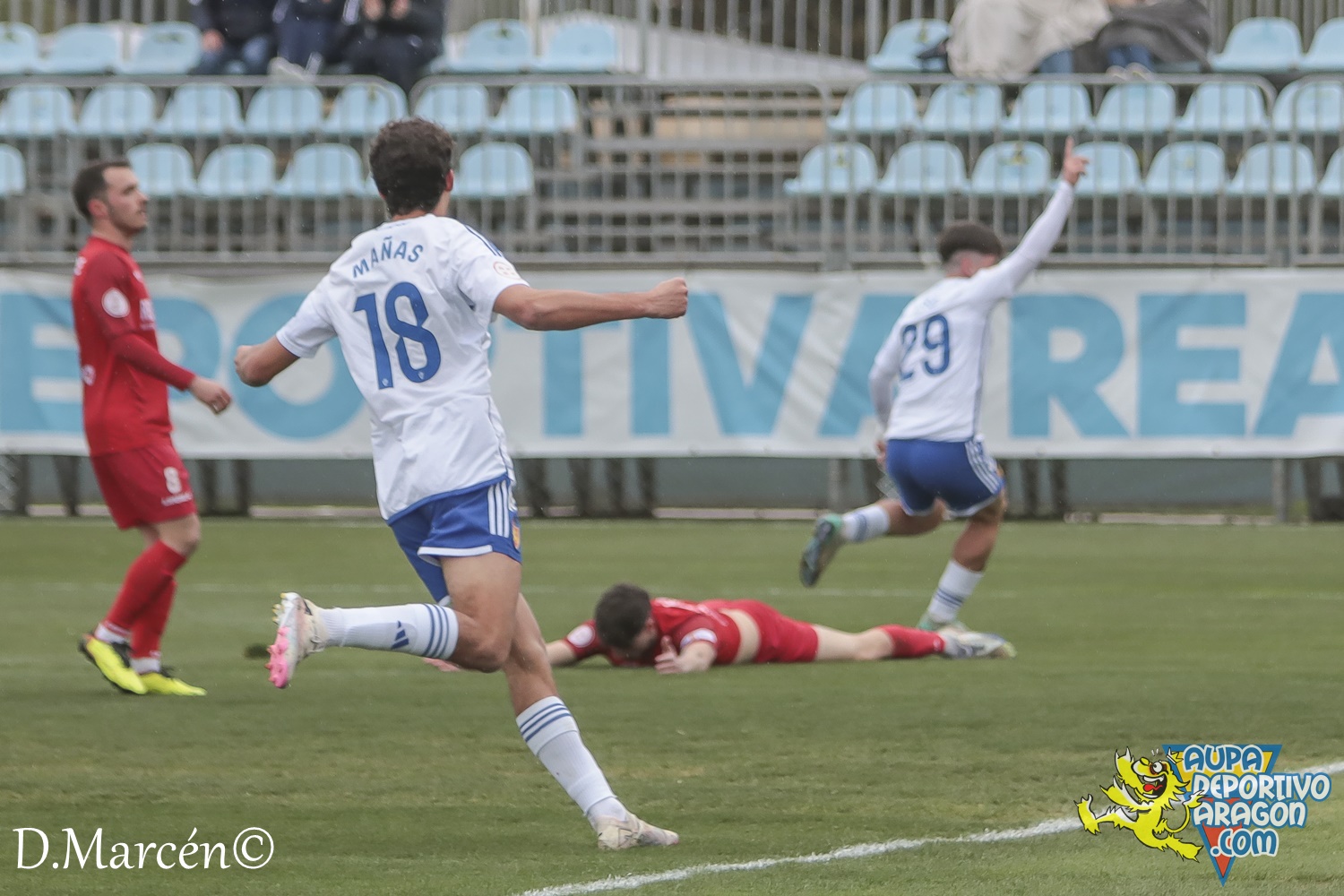 25 - 10-03-2024 - 2ªRFEF - D. Aragón 3-1 C.D. Izarra (17)