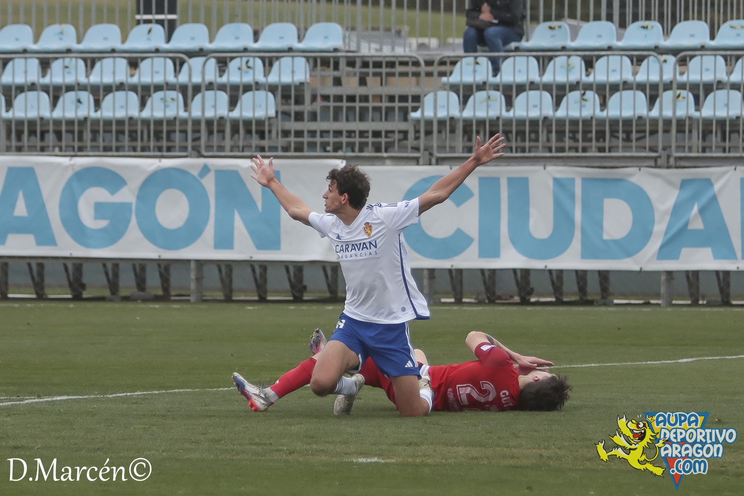 25 - 10-03-2024 - 2ªRFEF - D. Aragón 3-1 C.D. Izarra (36)