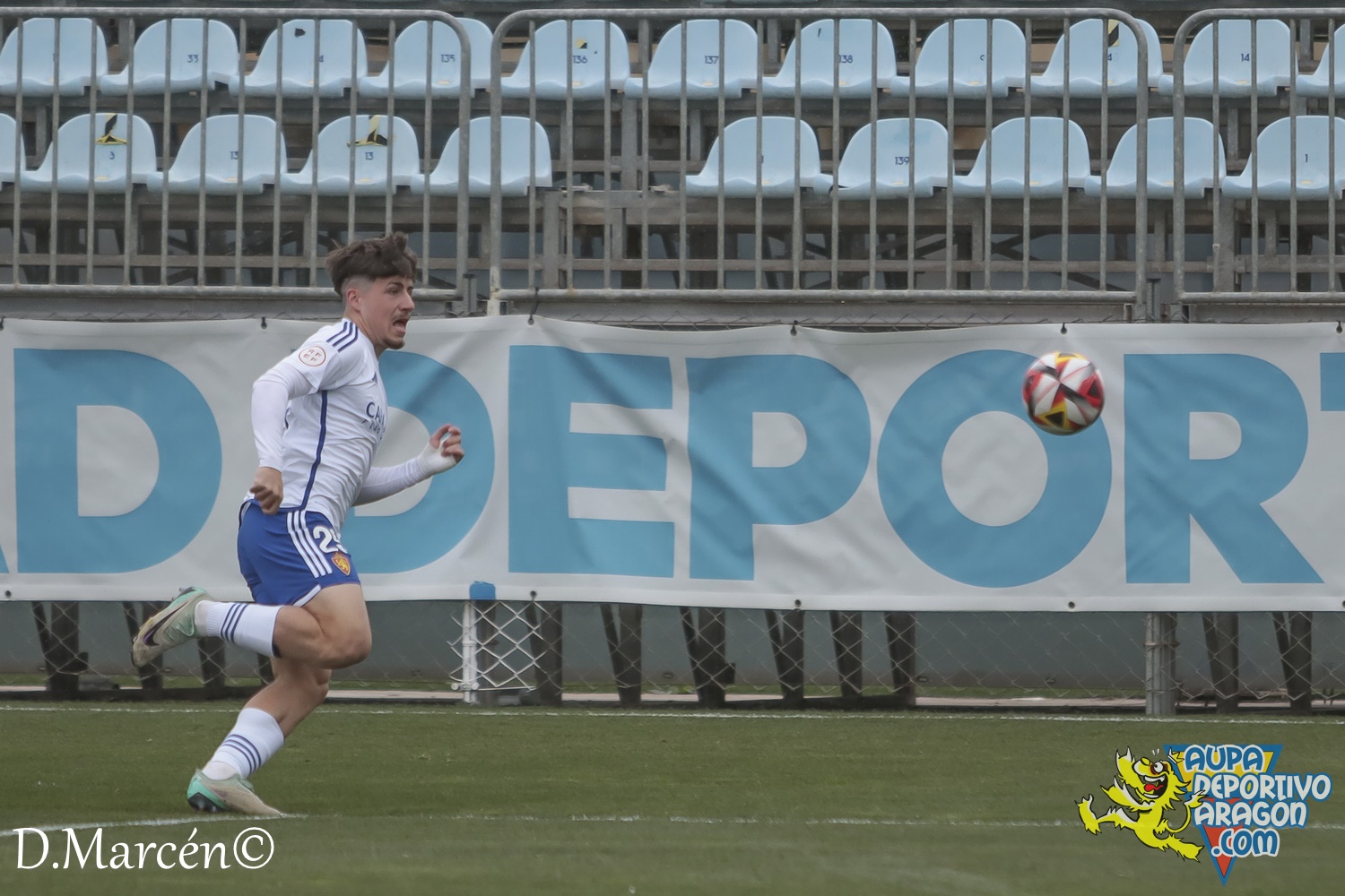 25 - 10-03-2024 - 2ªRFEF - D. Aragón 3-1 C.D. Izarra (8)