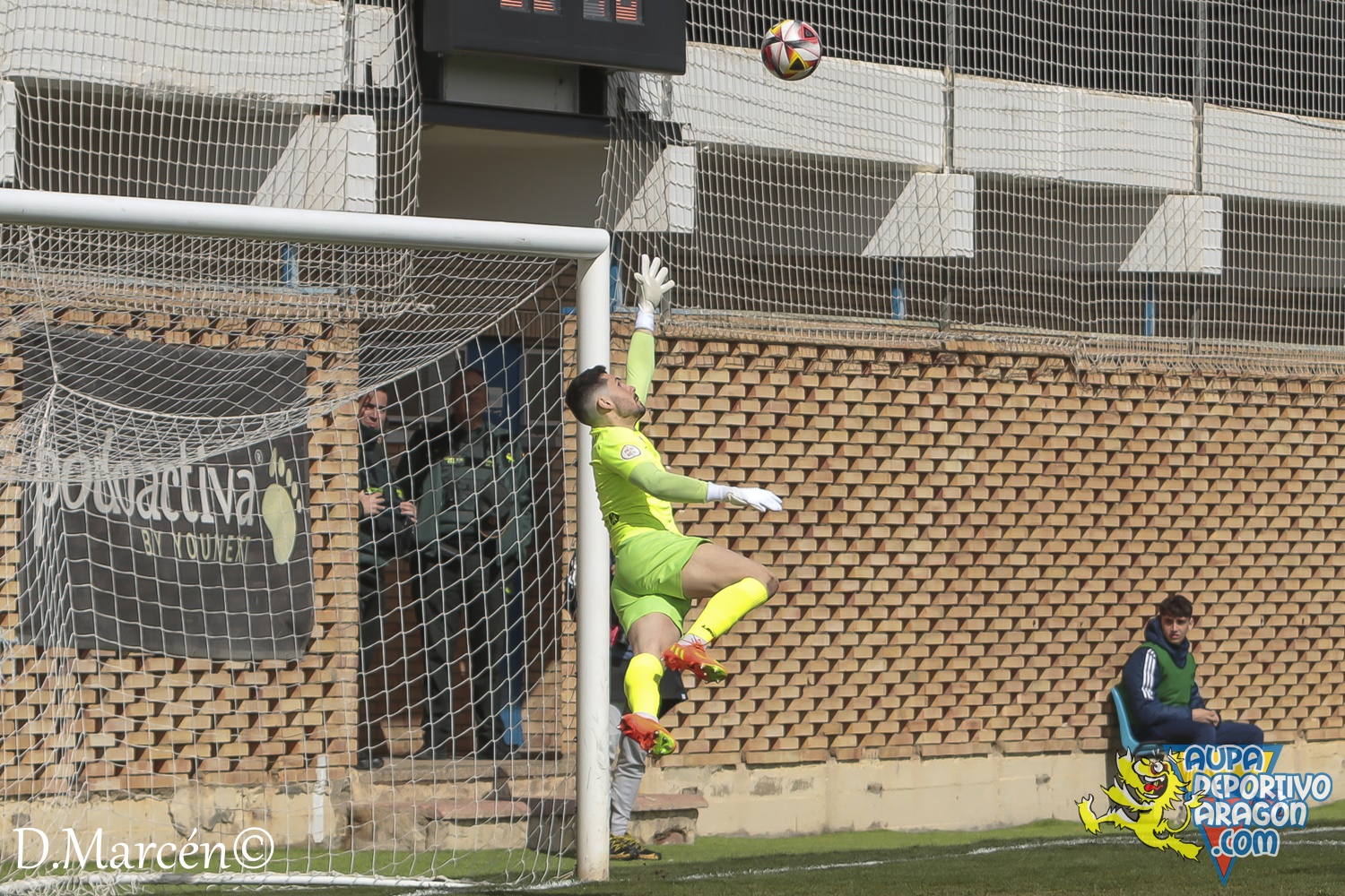 25 - 10-03-2024 - 2ªRFEF - D. Aragón 3-1 C.D. Izarra (90)