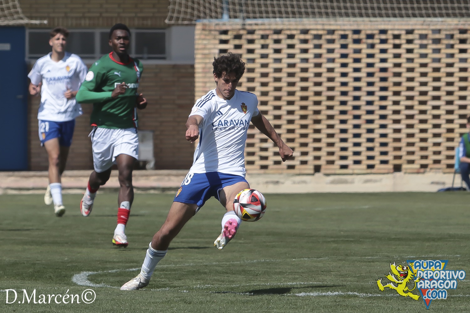 27 - 24-03-2024 - 2ªRFEF - D. Aragón 2-1 D. Alavés B (90)