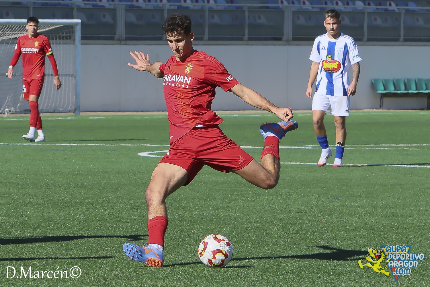 34 - 02-02-2025 - 2ªRFEF - S.D. Ejea 1-0 D. Aragón (87)