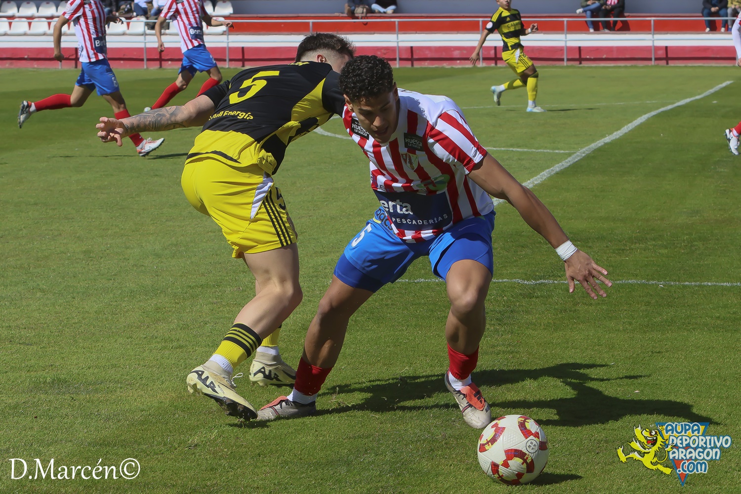 46 - 30-03-2025 - 2ªRFEF - U.D Barbastro 0-0 D. Aragón (26)
