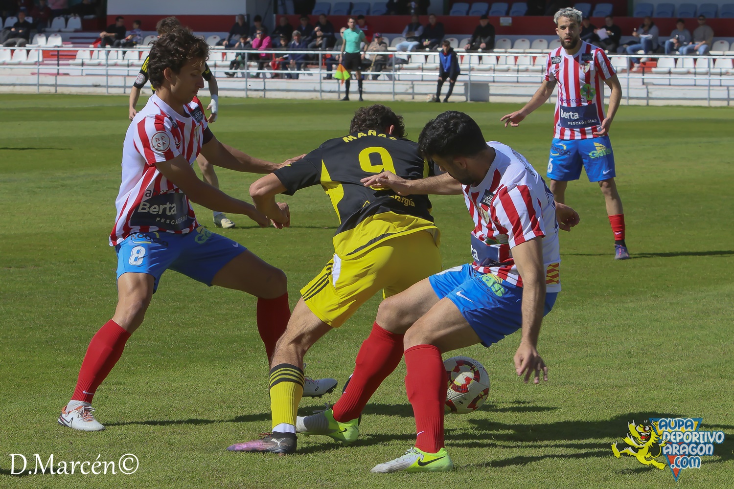 46 - 30-03-2025 - 2ªRFEF - U.D Barbastro 0-0 D. Aragón (28)