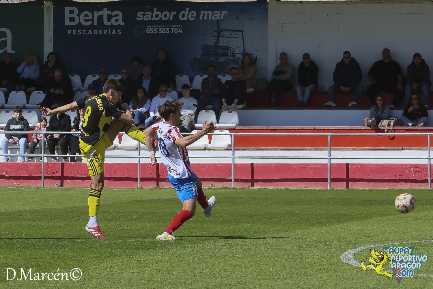46 - 30-03-2025 - 2ªRFEF - U.D Barbastro 0-0 D. Aragón (32)