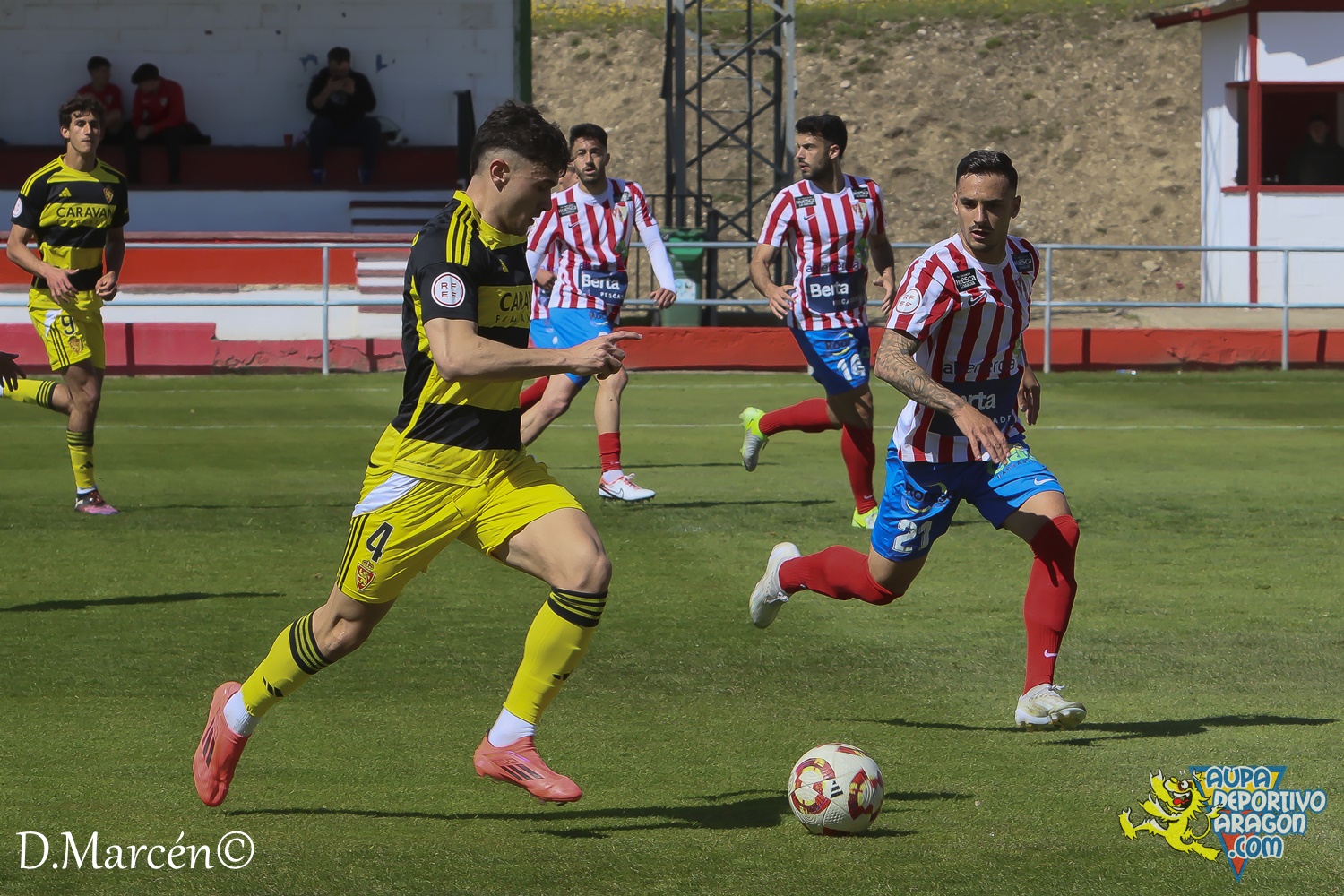 46 - 30-03-2025 - 2ªRFEF - U.D Barbastro 0-0 D. Aragón (43)
