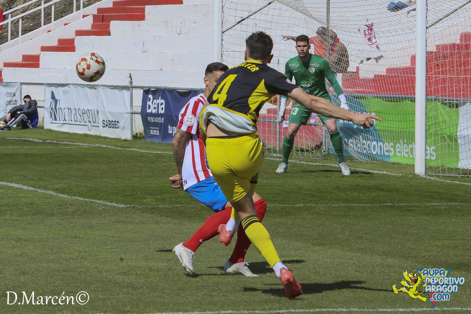 46 - 30-03-2025 - 2ªRFEF - U.D Barbastro 0-0 D. Aragón (44)
