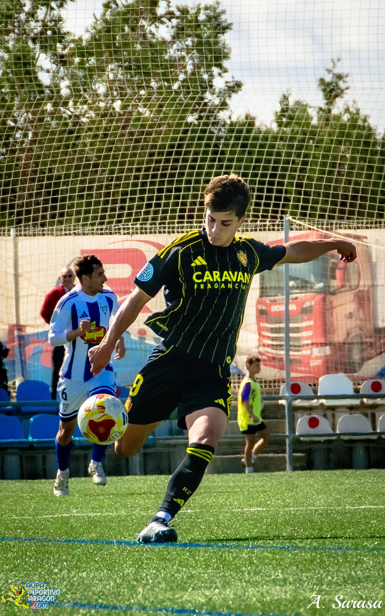 05-10-2025 - 2ºRFEF - SD Ejea 1-1 D. Aragón (21)