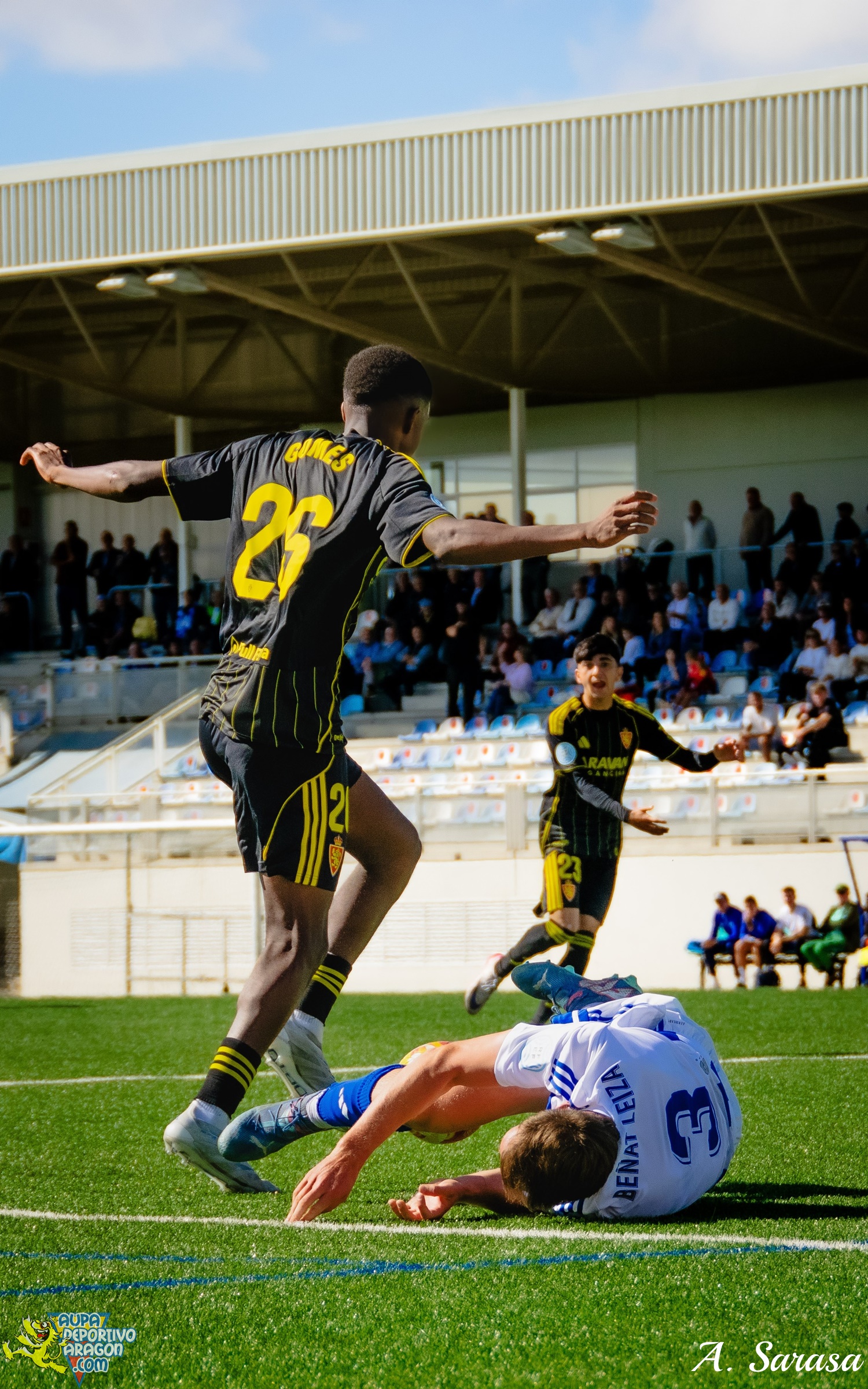 05-10-2025 - 2ºRFEF - SD Ejea 1-1 D. Aragón (23)