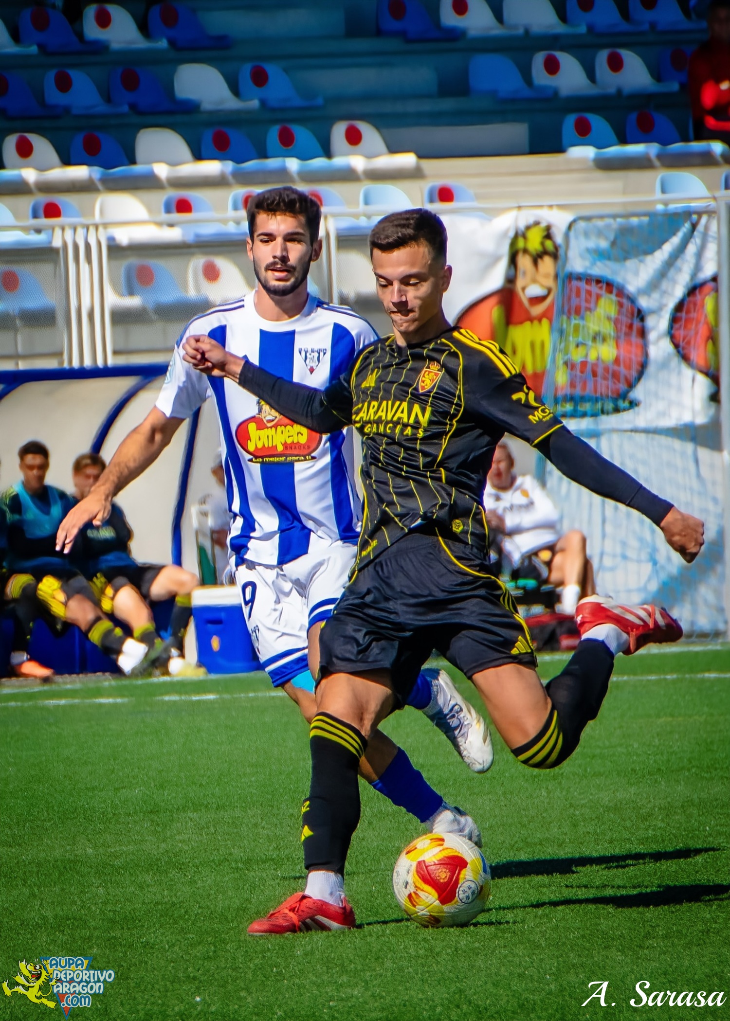 05-10-2025 - 2ºRFEF - SD Ejea 1-1 D. Aragón (31)