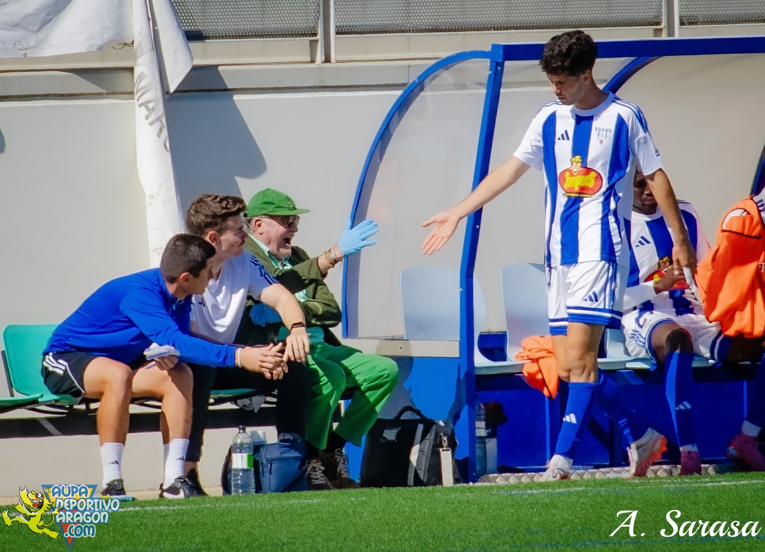 05-10-2025 - 2ºRFEF - SD Ejea 1-1 D. Aragón (37)