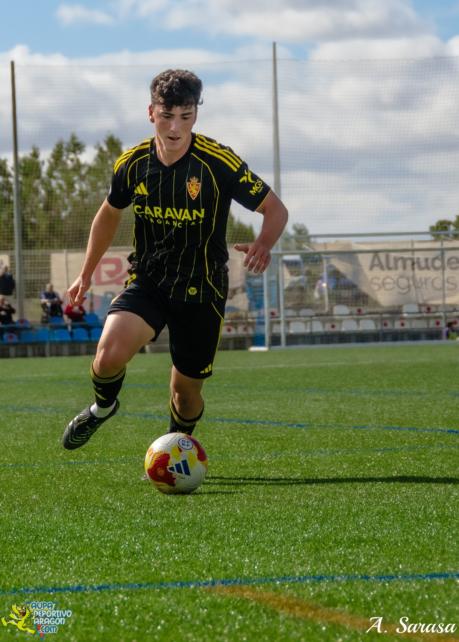 05-10-2025 - 2ºRFEF - SD Ejea 1-1 D. Aragón (9)