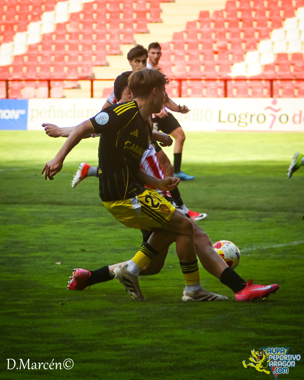 36 - 19-04-2026 - 2ªRFEF - SD Logroñés 1-0 D. Aragón (60)