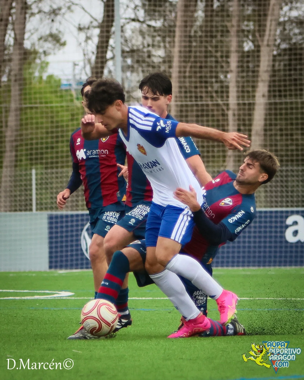 15 - 18-10-2026 - 3ªRFEF - SD Huesca B 2-0 D. Aragón (122).jpg