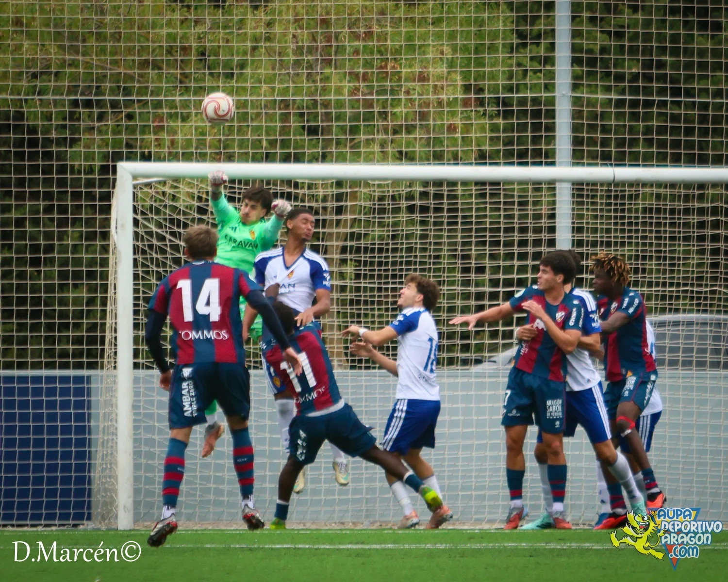 15 - 18-10-2026 - 3ªRFEF - SD Huesca B 2-0 D. Aragón (76).jpg