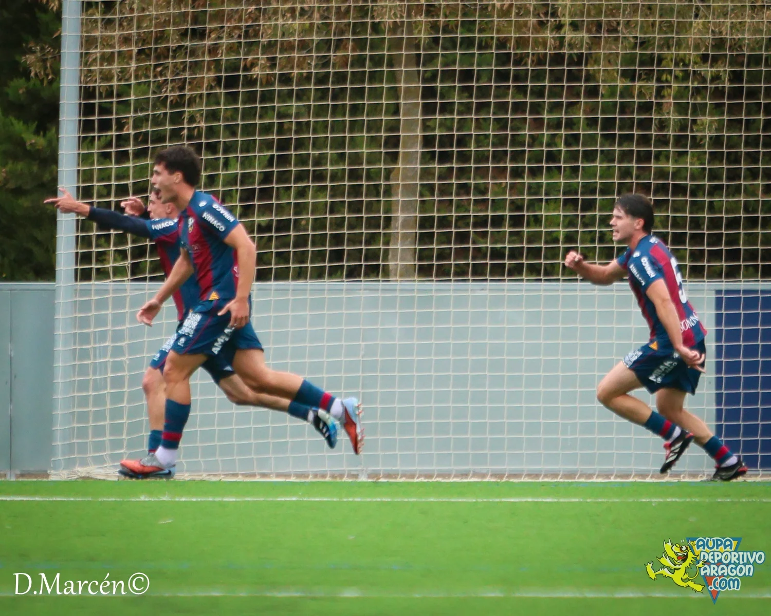 15 - 18-10-2026 - 3ªRFEF - SD Huesca B 2-0 D. Aragón (81).jpg