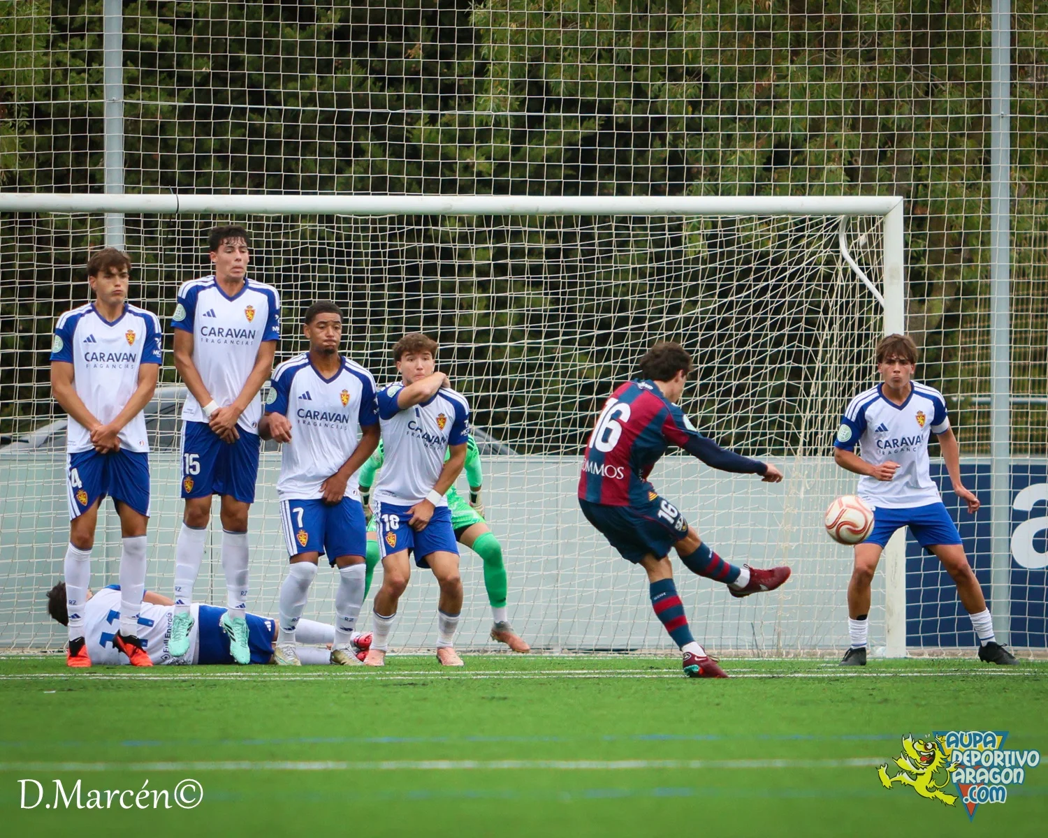15 - 18-10-2026 - 3ªRFEF - SD Huesca B 2-0 D. Aragón (56).jpg