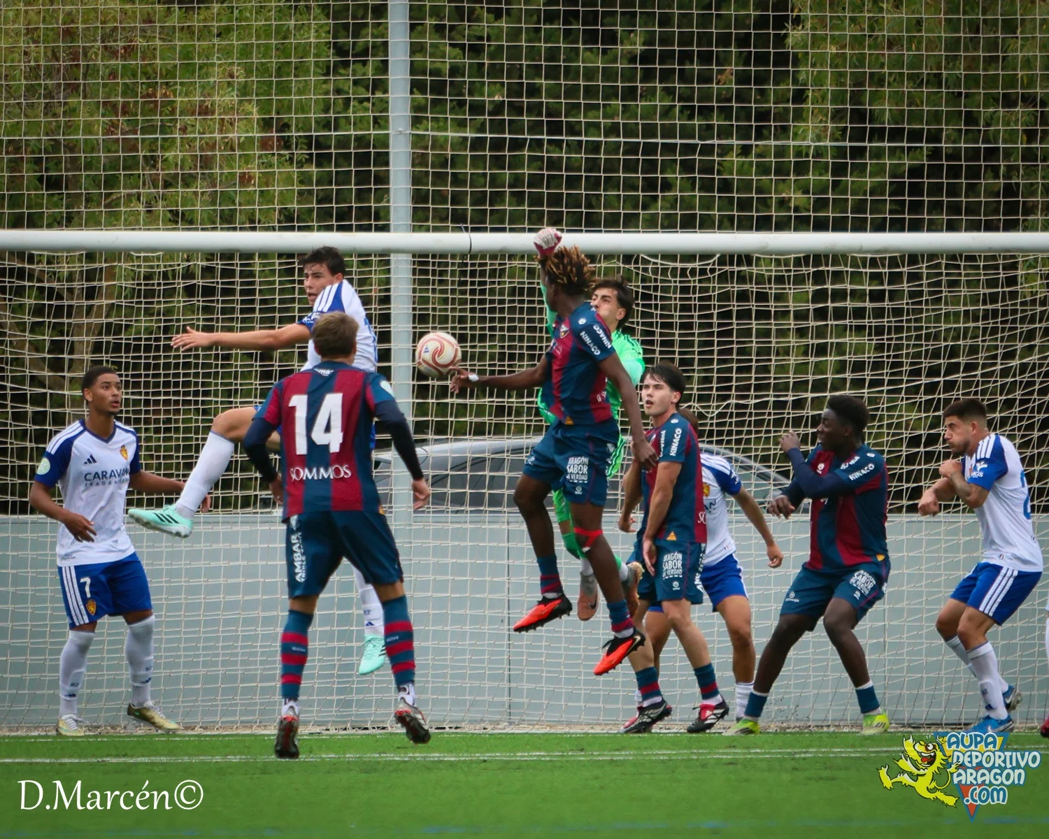 15 - 18-10-2026 - 3ªRFEF - SD Huesca B 2-0 D. Aragón (80).jpg